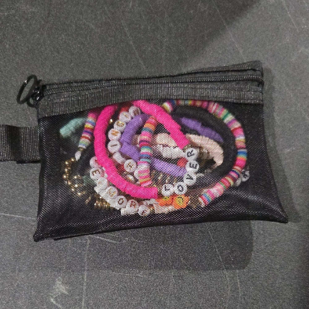 Taylor Swift Friendship Bracelet Set